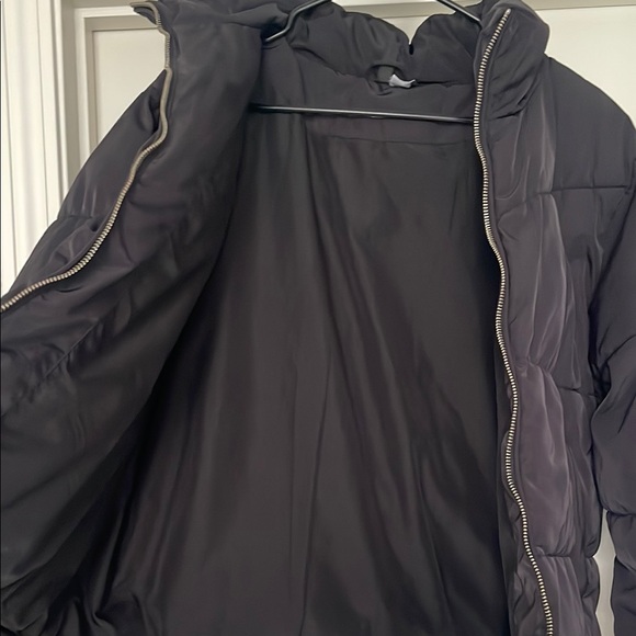 H&M Black Puffer Jacket - Picture 3 of 4